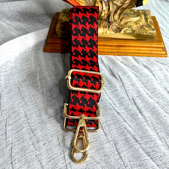 EXTENDABLE SHOULDER/CROSSBODY STRAP - Picture 1 of 5